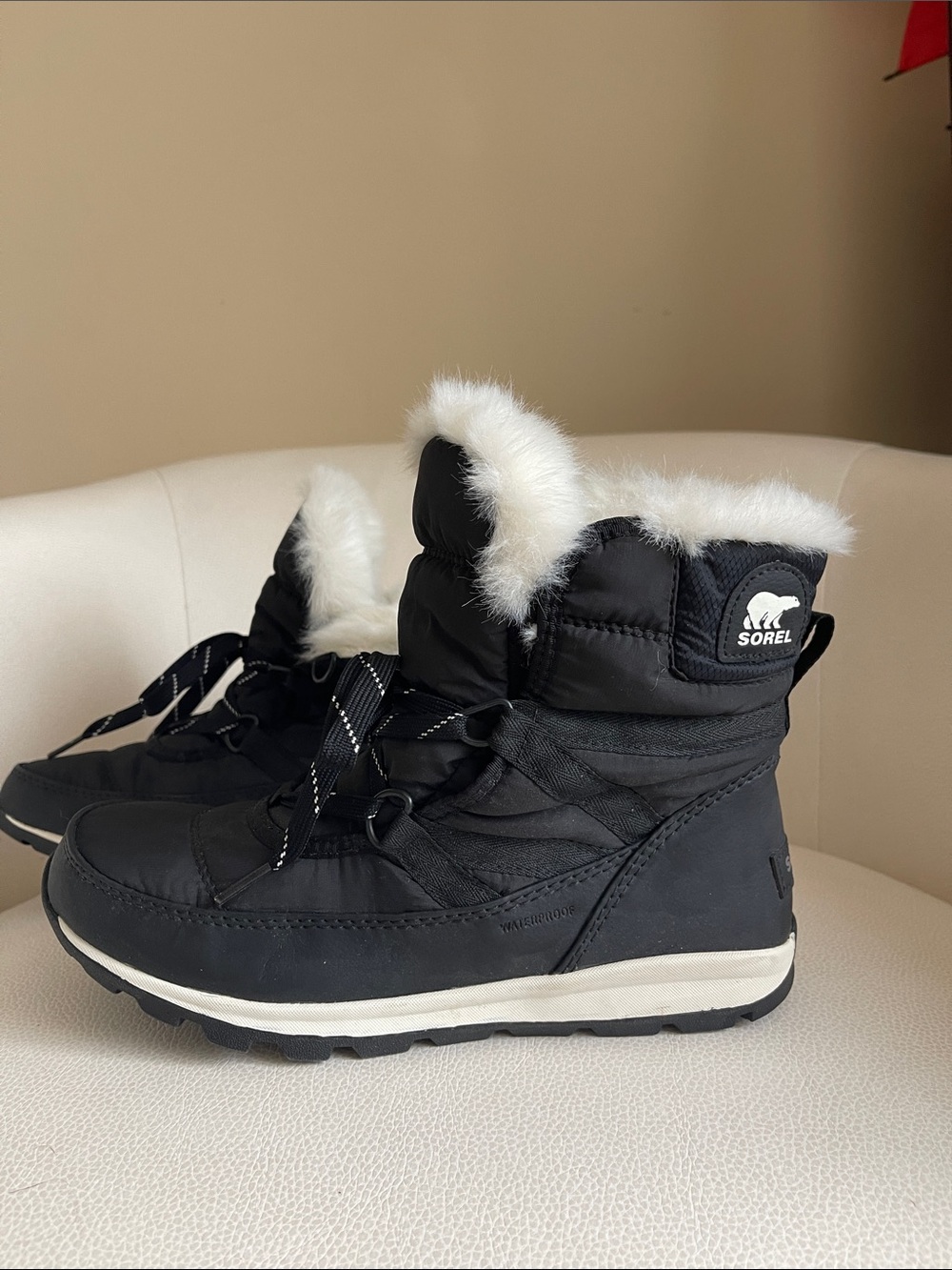 Sorel Women's Whitney Short Lace Black Snow Boots with White Faux Fur Trim